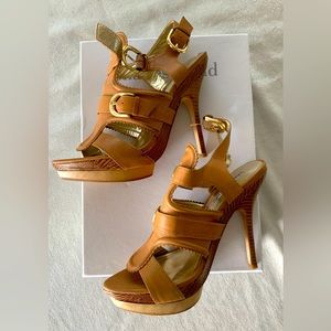 Charles David Poseur Platform Heels in Nude - Size 8